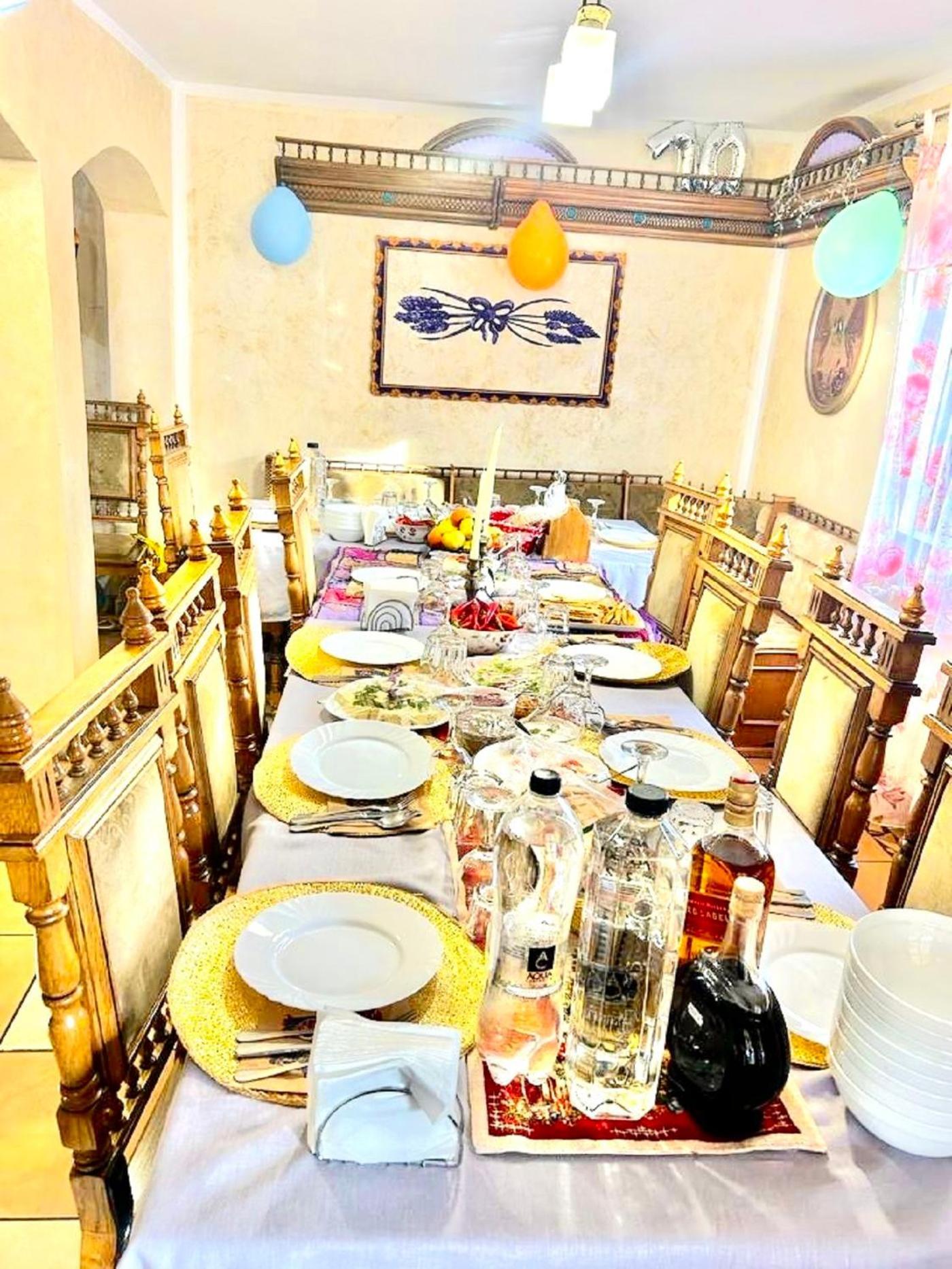 Leaganul Bucovinei Guest House Suceava Exterior photo