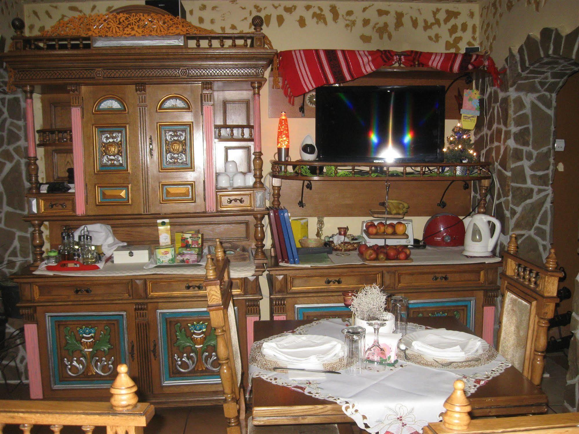 Leaganul Bucovinei Guest House Suceava Exterior photo